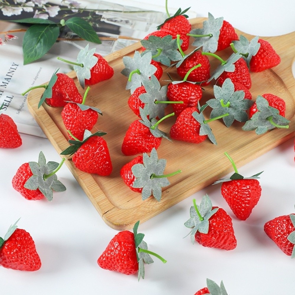 Foods X - 10Pcs Realistic Artificial Strawberry Decorative Fruit