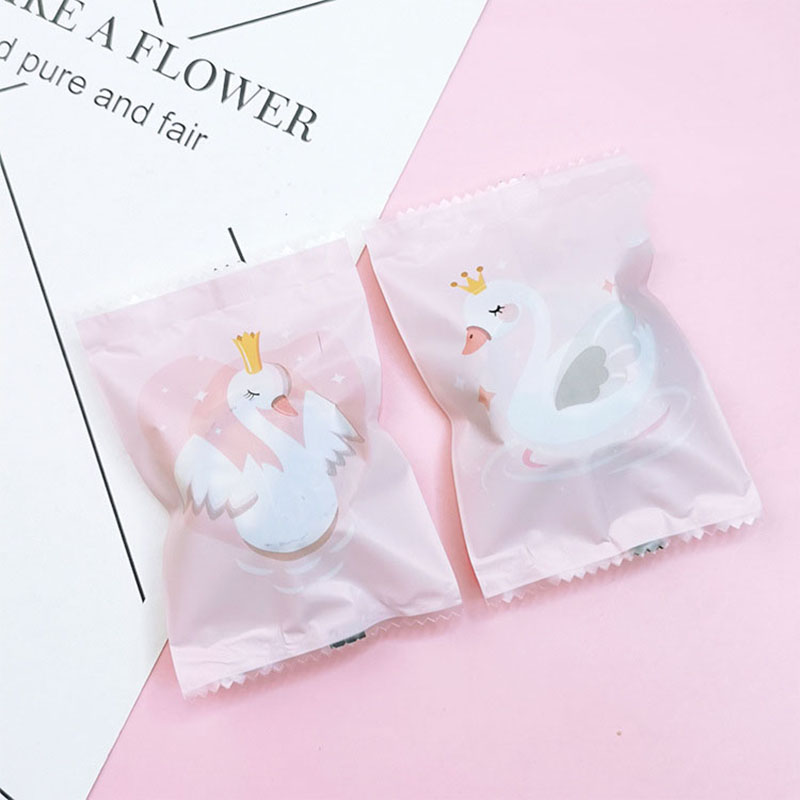 Food Lovers Snacks - 100pcs Wedding Party Baked Snowflake Crispy