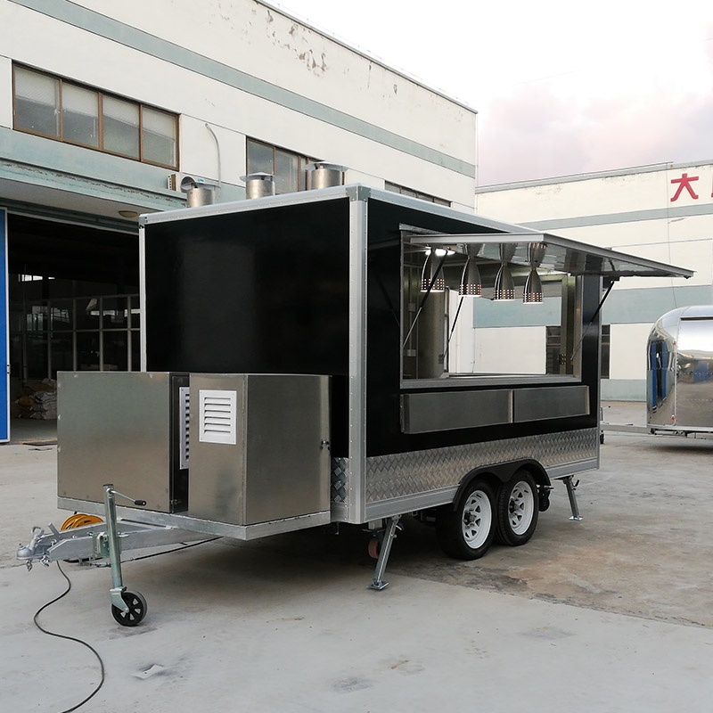Square Type Food Trailer Custo - Food Energy Snacks recension och pris
