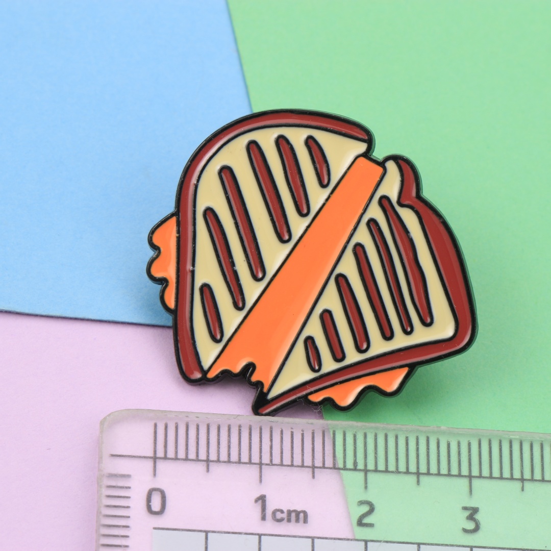 Cartoon Grilled Cheese Toast E - Zinc Food Snacks recension och pris